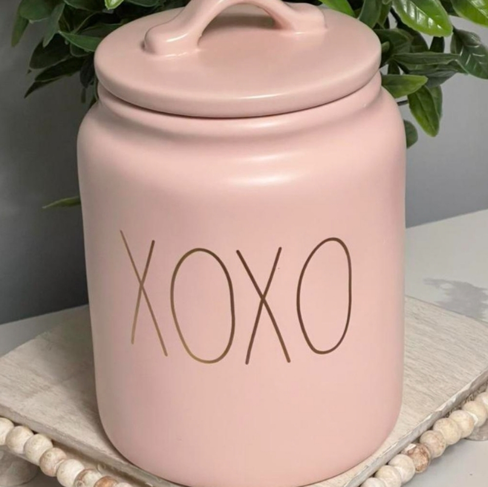 Rae Dunn Pink XOXO Canister
